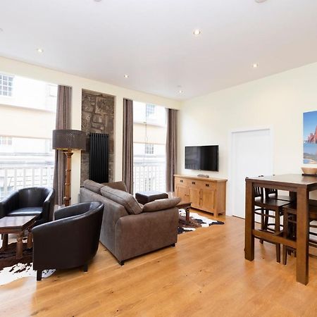 Joivy 1 Bed Flat In Old Town, Next To St Giles Cathedral Apartment Единбург Екстериор снимка