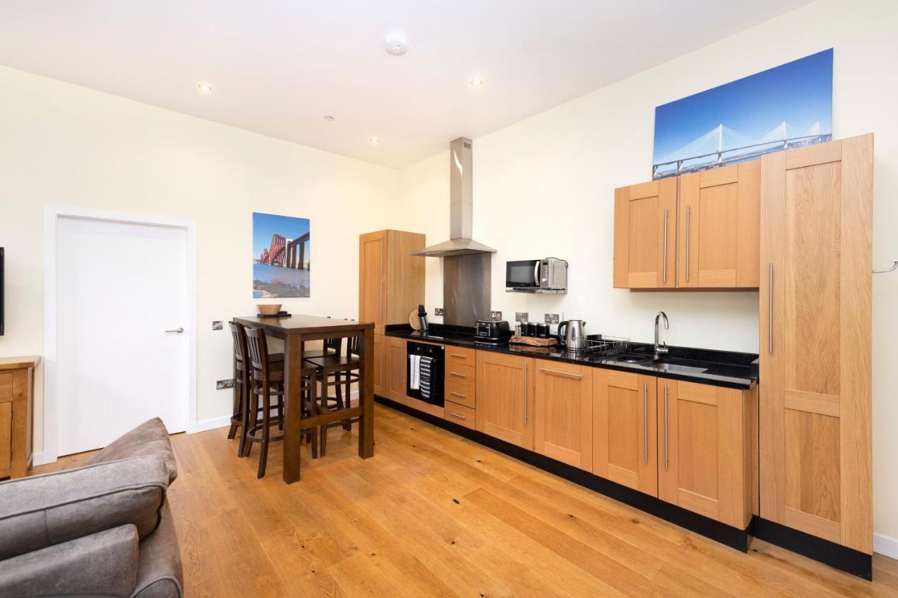 Joivy 1 Bed Flat In Old Town, Next To St Giles Cathedral Apartment Единбург Екстериор снимка