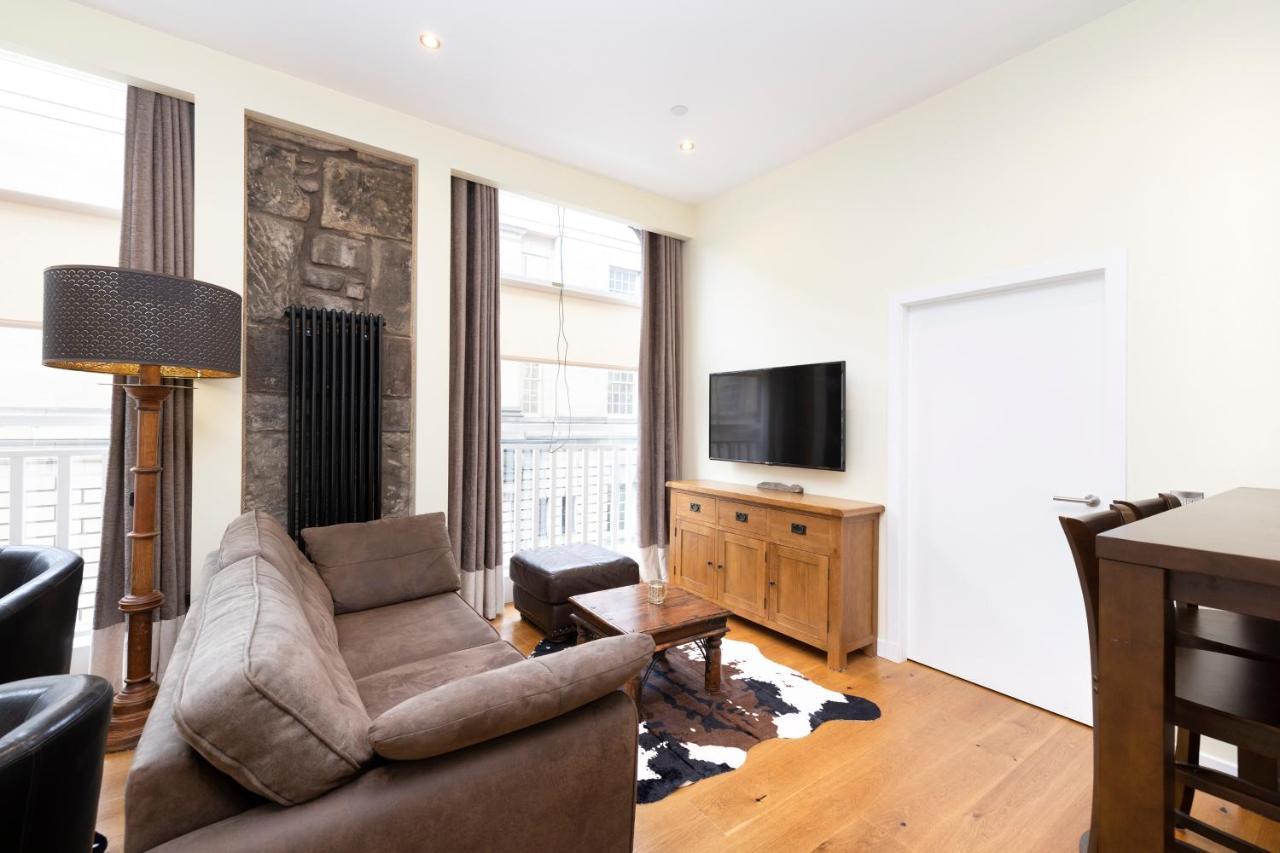 Joivy 1 Bed Flat In Old Town, Next To St Giles Cathedral Apartment Единбург Екстериор снимка